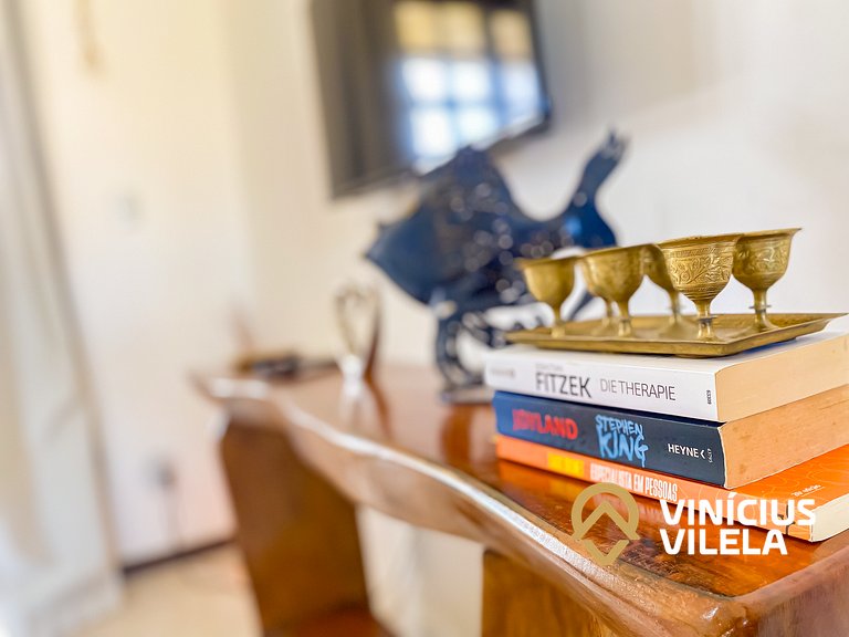 Apê Pavimento superior com 3 quartos (ambos com ar condicion