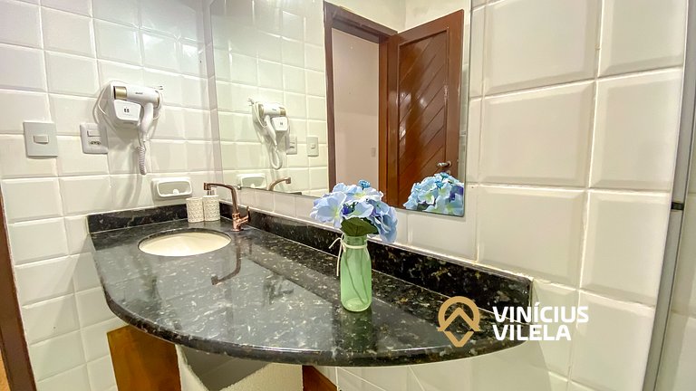 Apê Térreo com 3 quartos (ambos com ar condicionado), intern