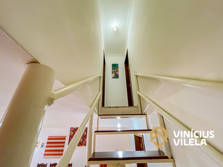 Casa com 3 suítes (todas com ar condicionado), internet 300M