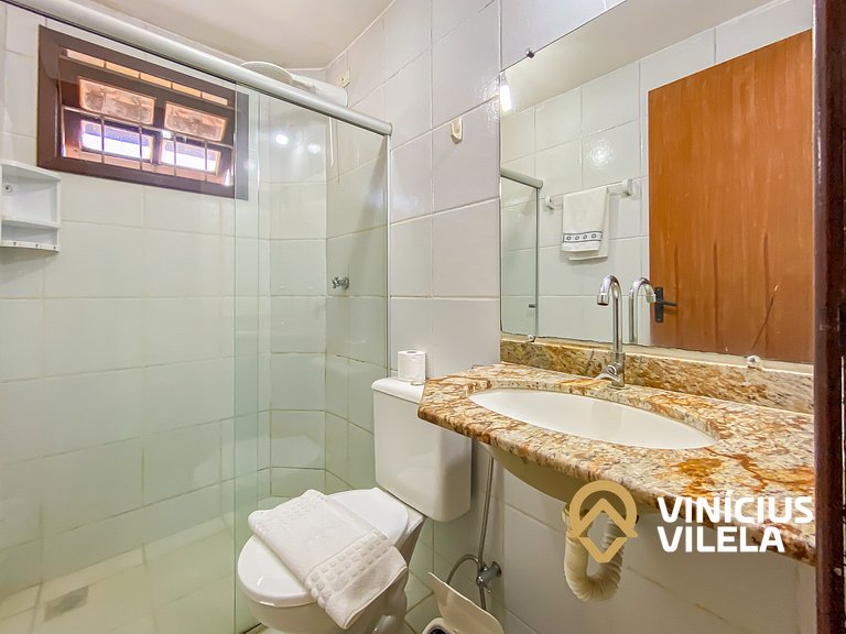 Casa com 3 suítes (todas com ar condicionado), internet 300M