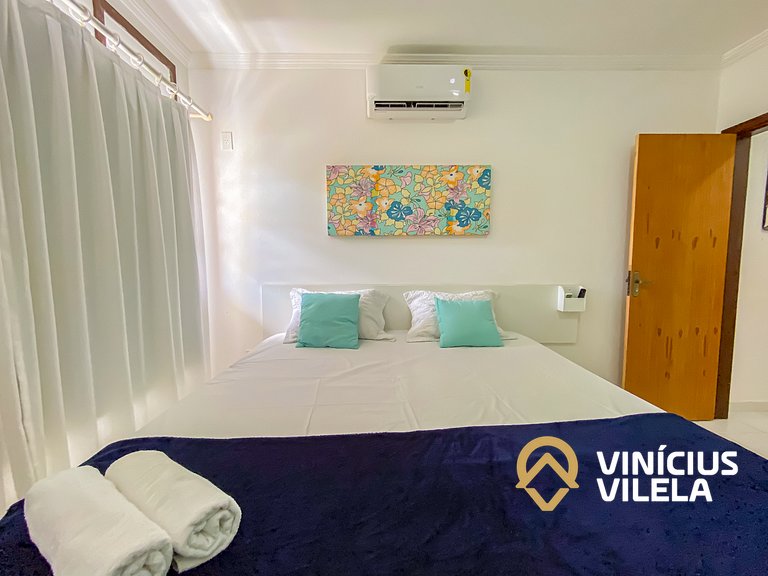 Casa com 3 suítes (todas com ar condicionado), internet 300M