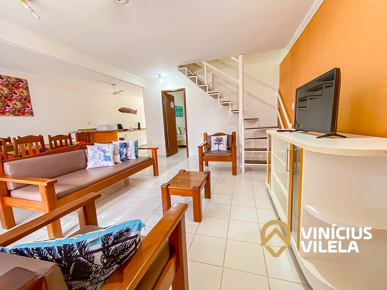 Casa com 3 suítes (todas com ar condicionado), internet 300M