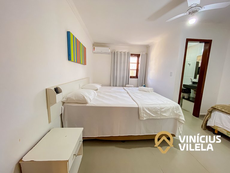 Casa diferenciada e reformada, com 3 suítes (todas com ar co