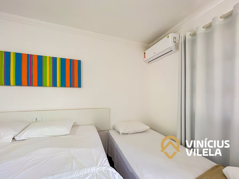 Casa diferenciada e reformada, com 3 suítes (todas com ar co