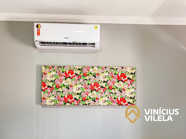 Casa diferenciada e reformada, com 3 suítes (todas com ar co