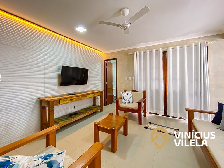 Casa diferenciada e reformada, com 3 suítes (todas com ar co