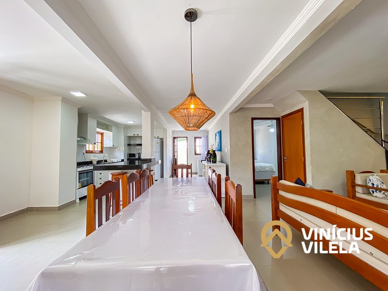 Casa diferenciada e reformada, com 3 suítes (todas com ar co