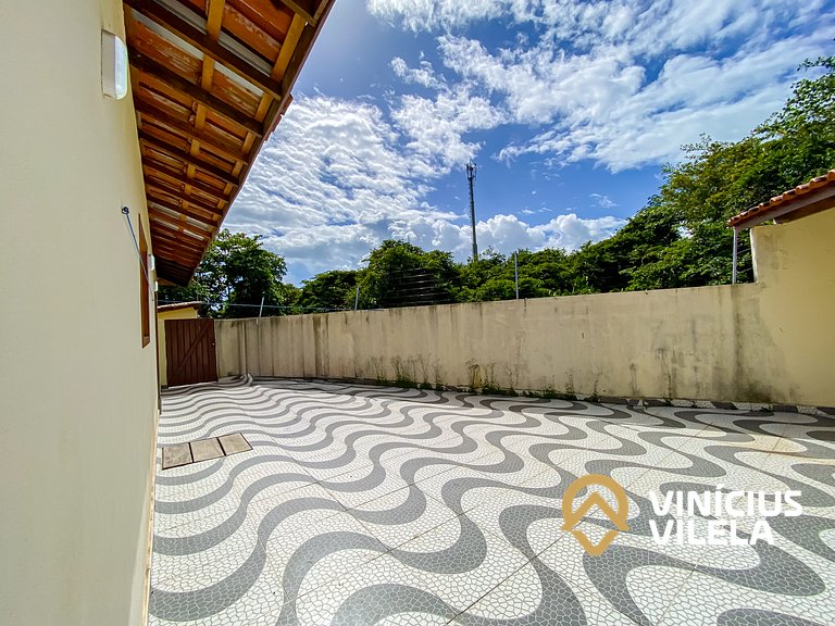 Casa diferenciada e reformada, com 3 suítes (todas com ar co