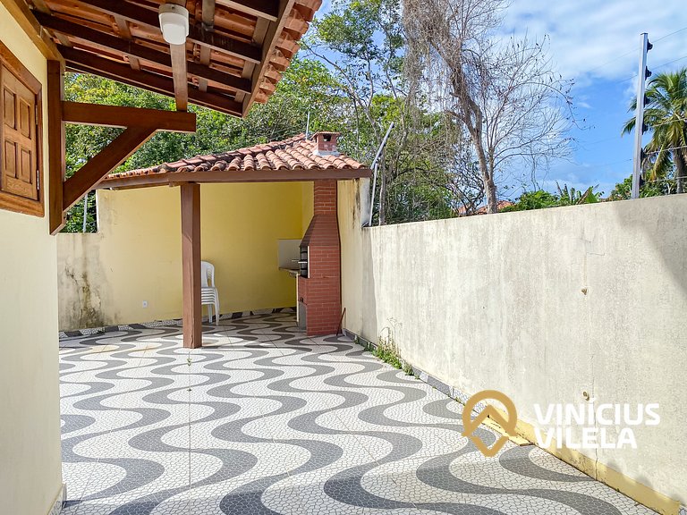 Casa diferenciada e reformada, com 3 suítes (todas com ar co