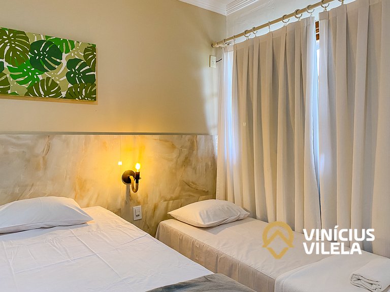 Casa toda reformada com 3 suítes (todas com ar condicionado)