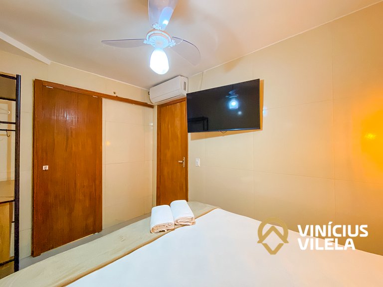 Casa toda reformada com 3 suítes (todas com ar condicionado)