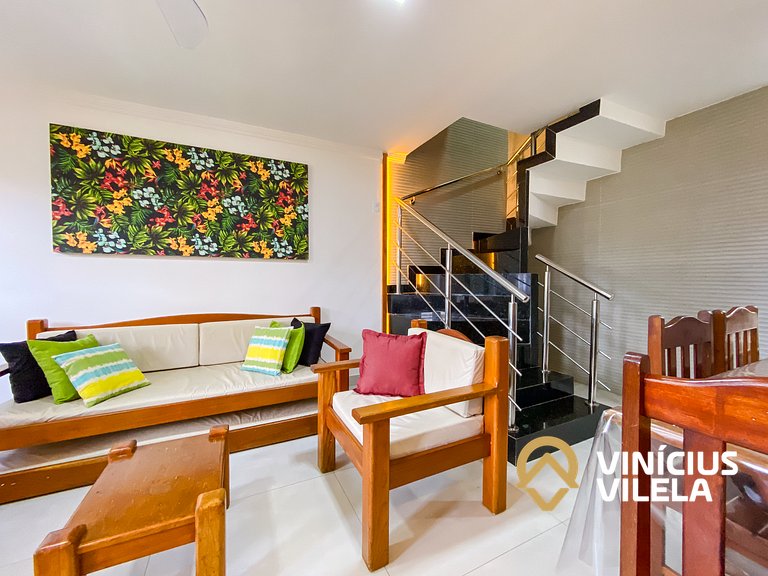 Casa toda reformada com 3 suítes (todas com ar condicionado)