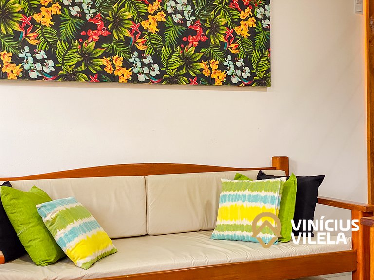 Casa toda reformada com 3 suítes (todas com ar condicionado)