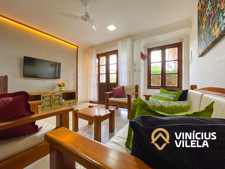 Casa toda reformada com 3 suítes (todas com ar condicionado)