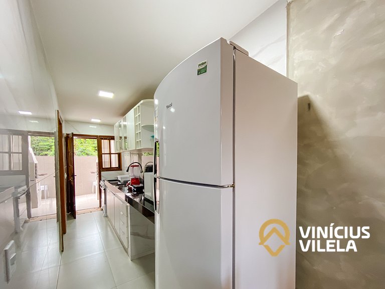 Casa toda reformada com 3 suítes (todas com ar condicionado)