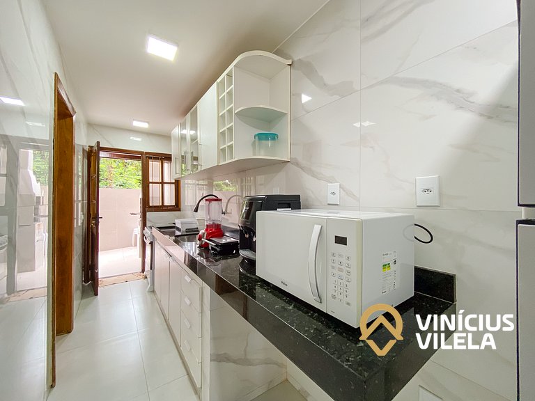 Casa toda reformada com 3 suítes (todas com ar condicionado)