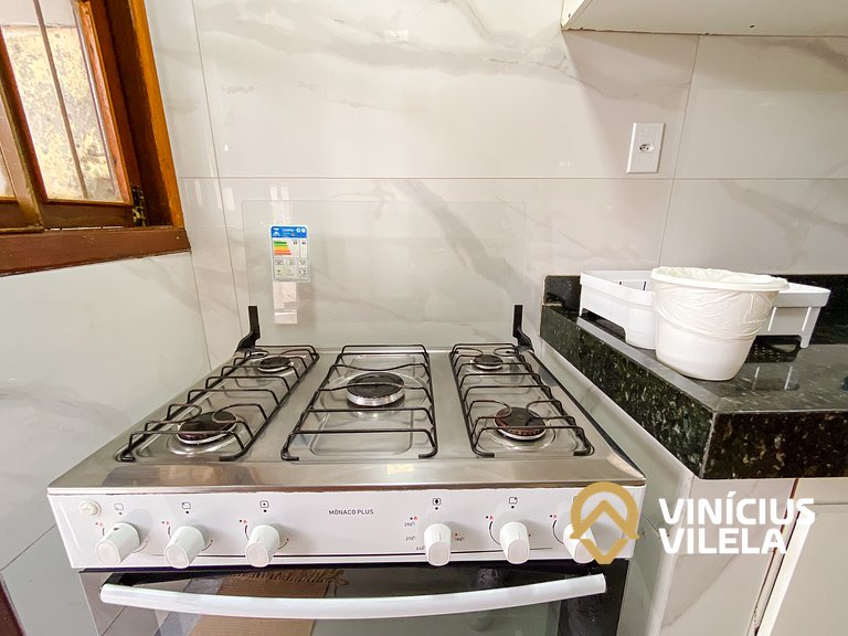 Casa toda reformada com 3 suítes (todas com ar condicionado)