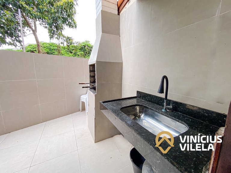 Casa toda reformada com 3 suítes (todas com ar condicionado)