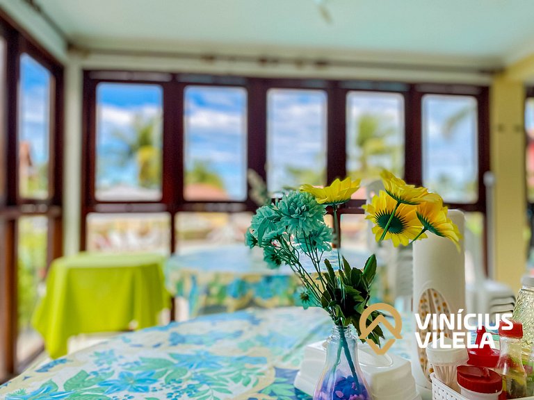 Casa com 3 Suites (todas com ar condicionado), internet priv