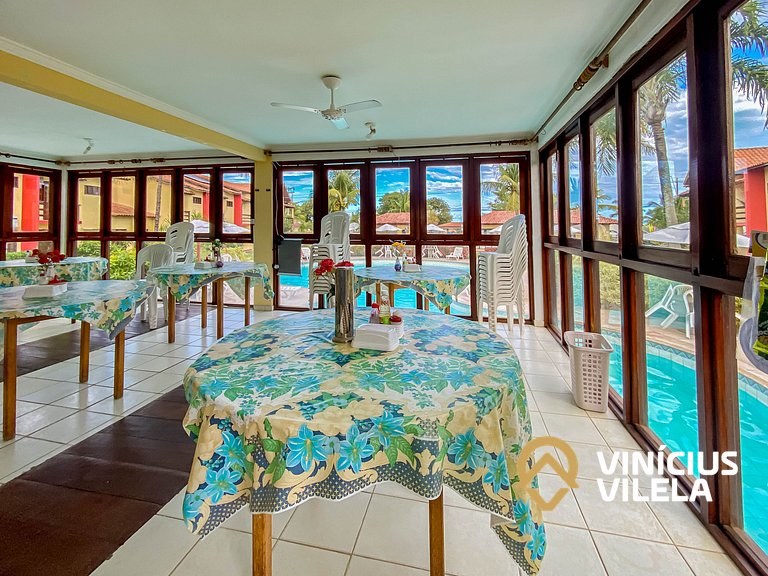 Casa com 3 Suites (todas com ar condicionado), internet priv