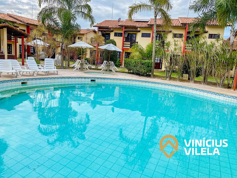 Casa com 3 Suites (todas com ar condicionado), internet priv