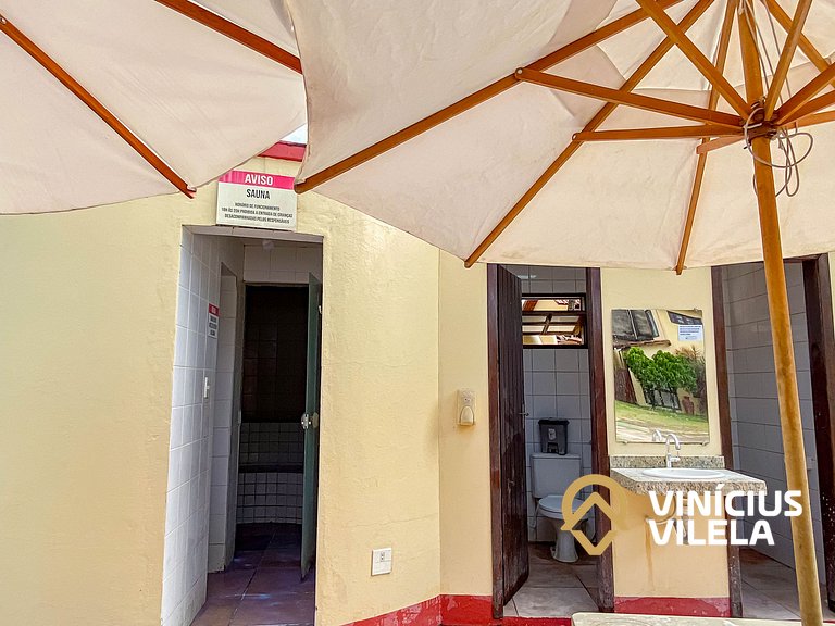 Casa com 3 Suites (todas com ar condicionado), internet priv