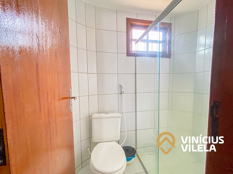 Casa com 3 Suites (todas com ar condicionado), internet priv