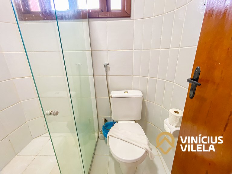 Casa com 3 Suites (todas com ar condicionado), internet priv