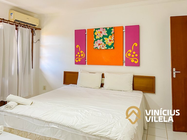 Casa com 3 Suites (todas com ar condicionado), internet priv