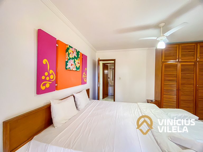 Casa com 3 Suites (todas com ar condicionado), internet priv