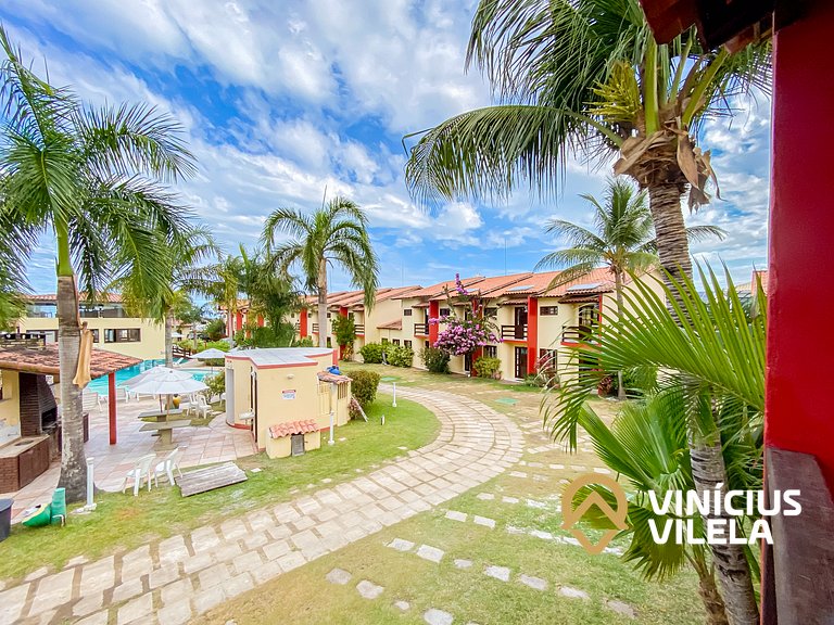 Casa com 3 Suites (todas com ar condicionado), internet priv