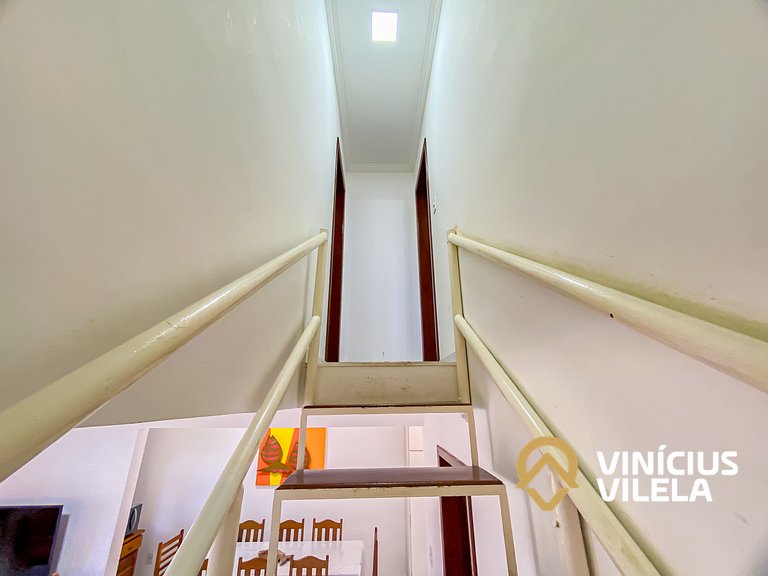 Casa com 3 Suites (todas com ar condicionado), internet priv