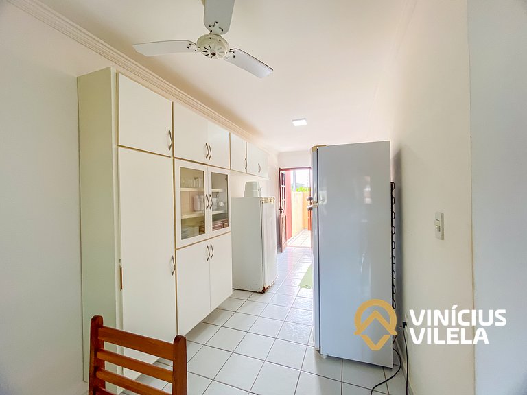 Casa com 3 Suites (todas com ar condicionado), internet priv