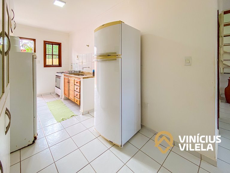 Casa com 3 Suites (todas com ar condicionado), internet priv