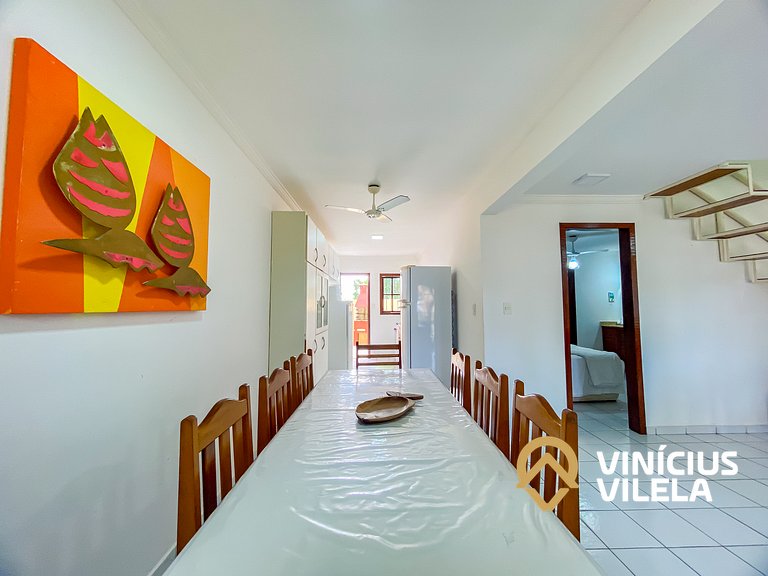 Casa com 3 Suites (todas com ar condicionado), internet priv