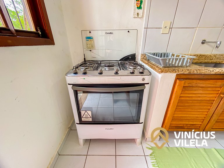 Casa com 3 Suites (todas com ar condicionado), internet priv
