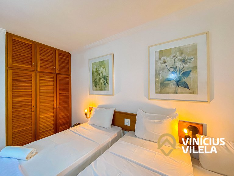 Casa 2 suítes condomínio frente praia C.Vermelha