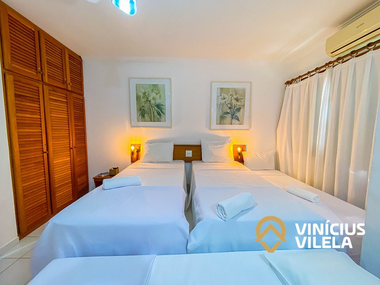 Casa 2 suítes condomínio frente praia C.Vermelha