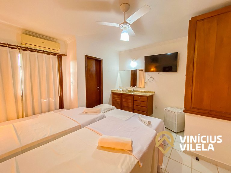 Casa 2 suítes condomínio frente praia C.Vermelha