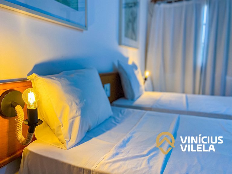 Casa 2 suítes condomínio frente praia C.Vermelha