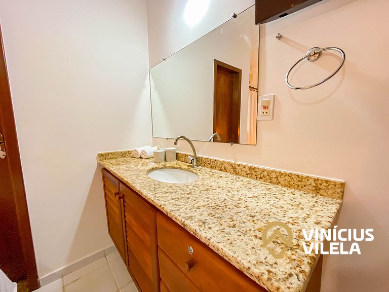 Casa 2 suítes condomínio frente praia C.Vermelha