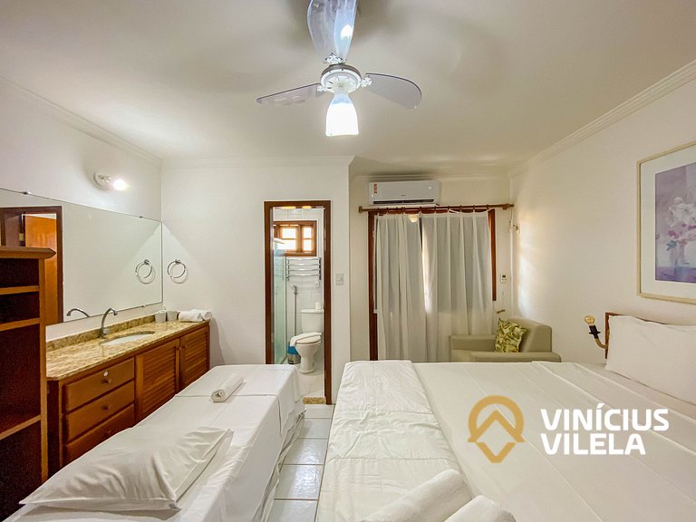 Casa 2 suítes condomínio frente praia C.Vermelha