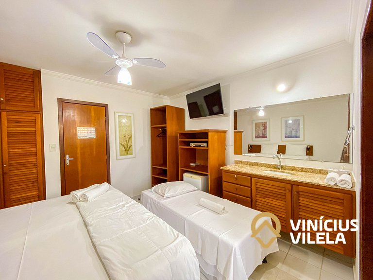 Casa 2 suítes condomínio frente praia C.Vermelha