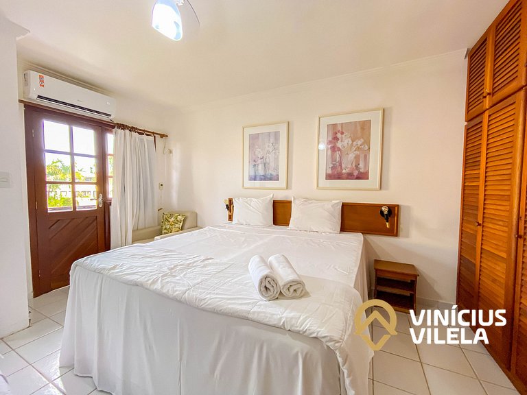 Casa 2 suítes condomínio frente praia C.Vermelha