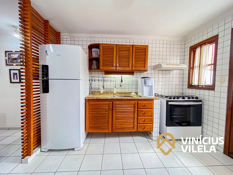 Casa 2 suítes condomínio frente praia C.Vermelha