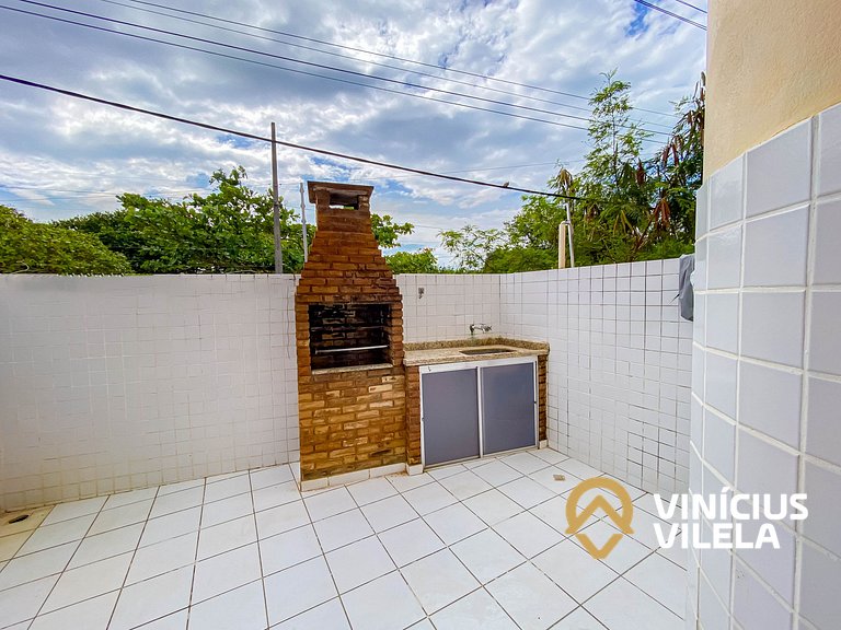 Casa 2 suítes condomínio frente praia C.Vermelha