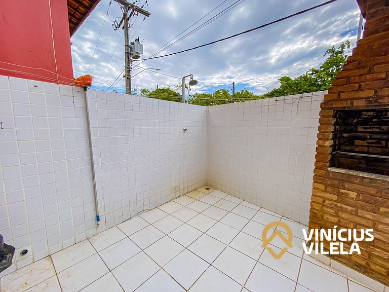 Casa 2 suítes condomínio frente praia C.Vermelha