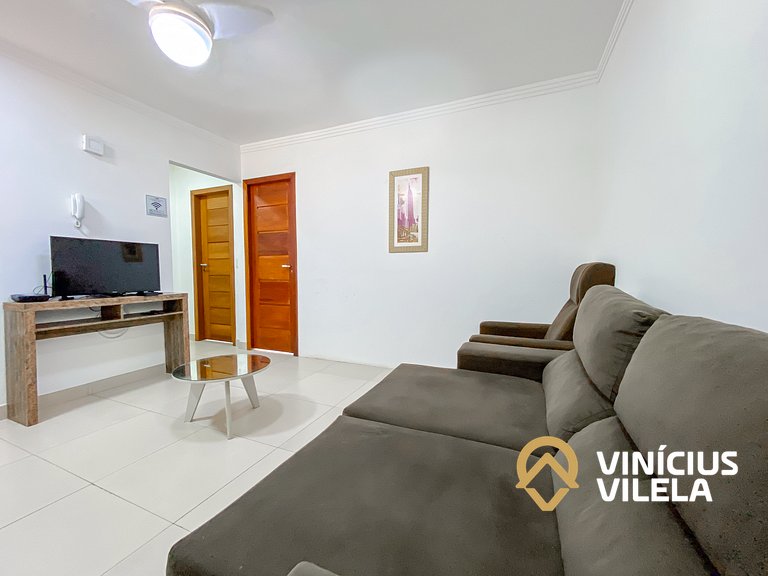 Apto no pavimento superior com 2 quartos (ambos com ar condi