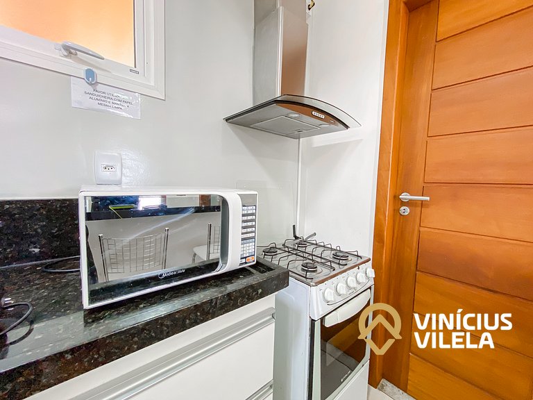 Apto no pavimento superior com 2 quartos (ambos com ar condi