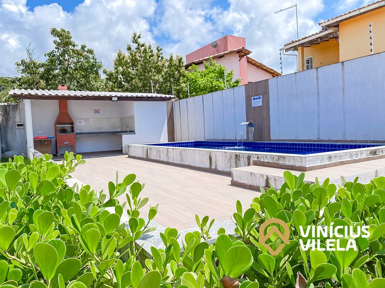 Apê pavimento superior com 2 quartos (ambos com ar), interne